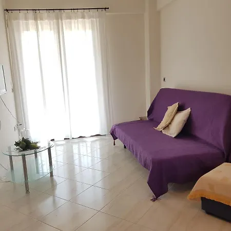 Elani Appartement *